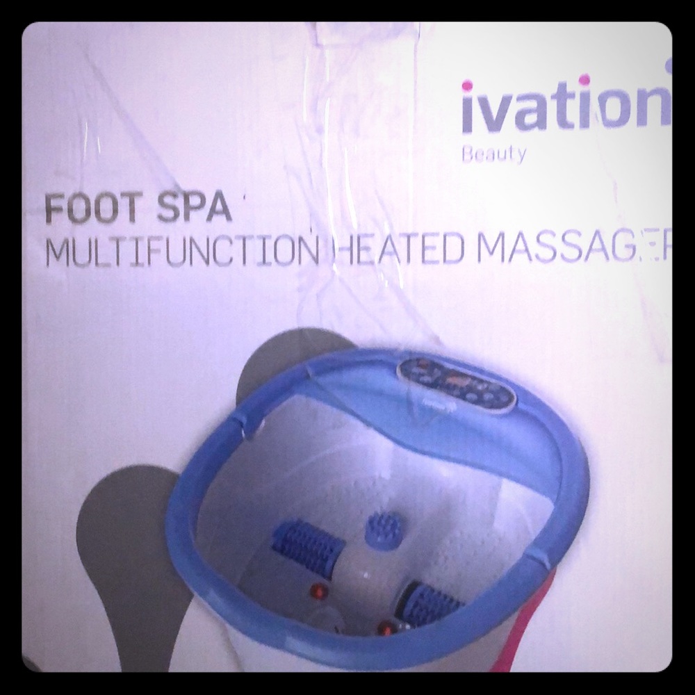 Foot heated foot massager